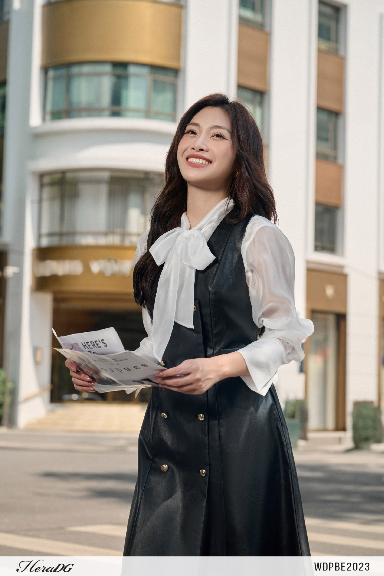 Ảnh của Đầm da dáng xòe sát nách